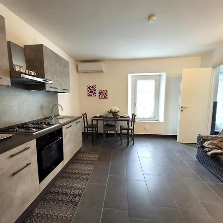 La Casa Di Nico Apartment *